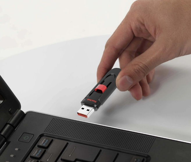 你那支沒用的隨身碟,現在插上電腦可能是一場災難的開始