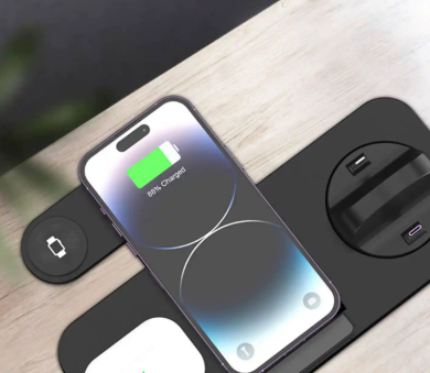 MagSafe 三合一充電座 iPhone、AirPods、Apple Watch 同時充,哪款最省事